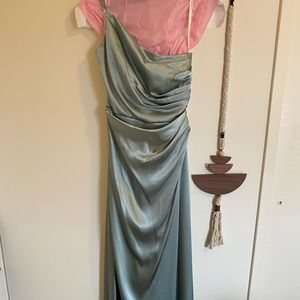 David’s Bridal CHARMEUSE DRAPED dusty sage dress size 8.